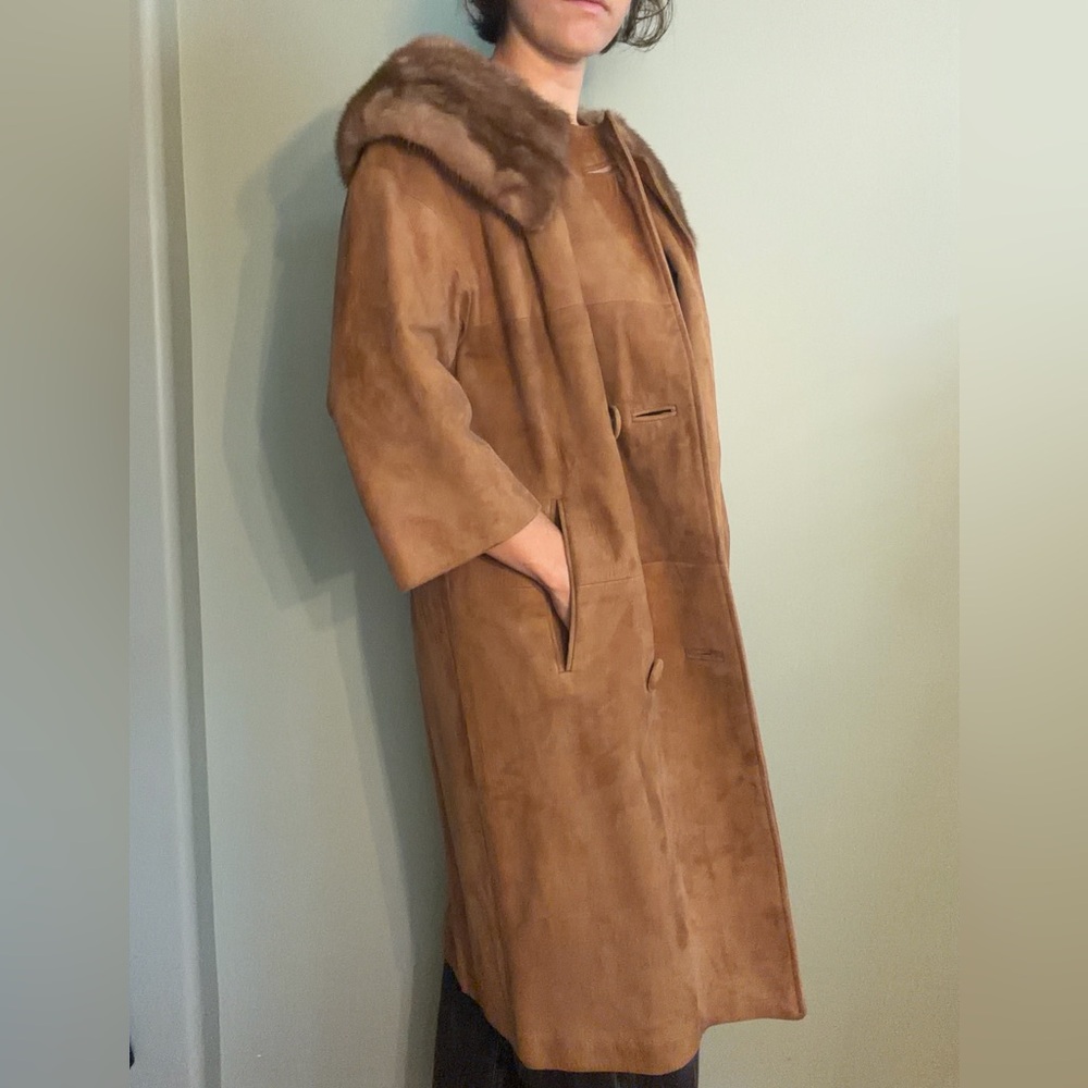 Vintage Avanti Brown Suede Jacket with real Fur Collar